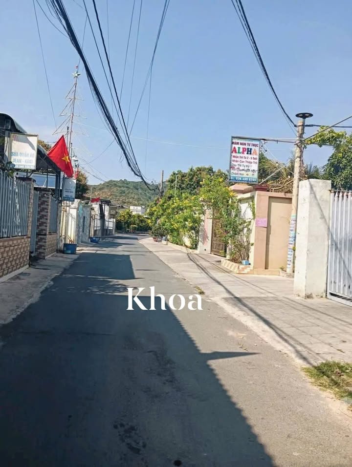 Đất nền Long Hải 240m² giá 2 tỷ - Sổ đỏ chính chủ