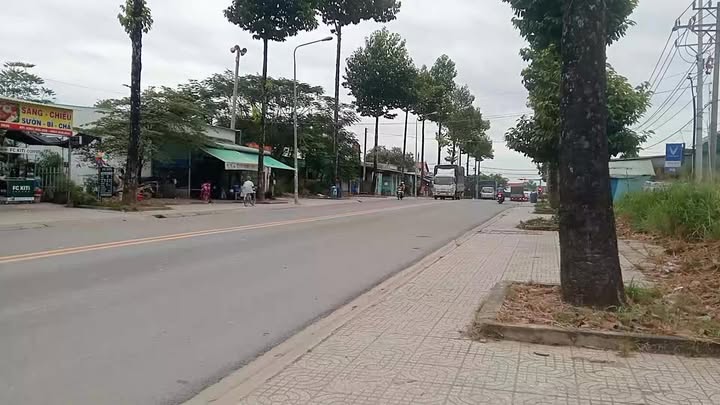 Đất thổ cư mặt tiền ĐH 412 Tân Uyên 450m² 8 tỷ - Sổ đỏ chính chủ