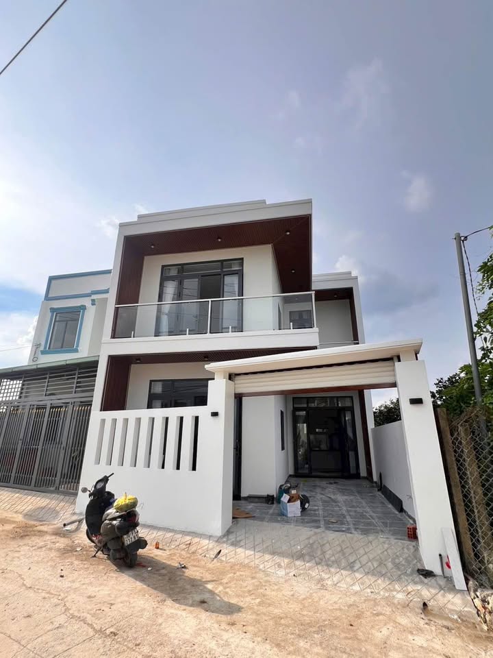 Townhouse Tan Trieu 120m2 1 ty - Phap ly ro rang gan UBND