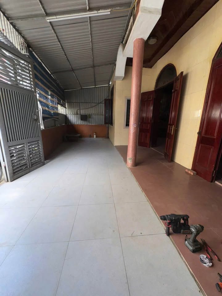 Nhà cho thuê Trường Thi Vinh 6 triệu - Ô tô vào tận nhà