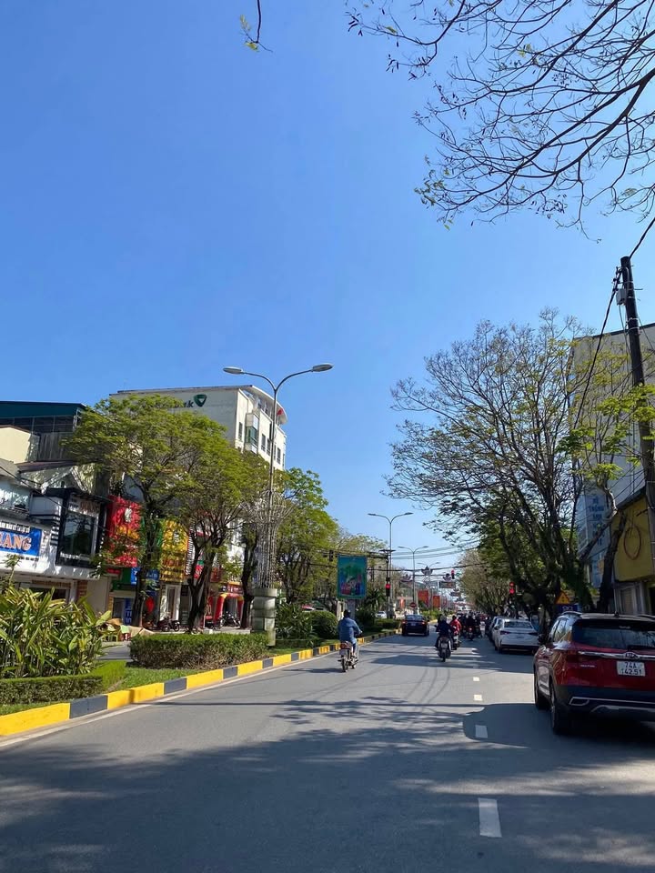 Nhà MT Hùng Vương Hải Lăng 61m² 5 tỷ - Chính chủ bán