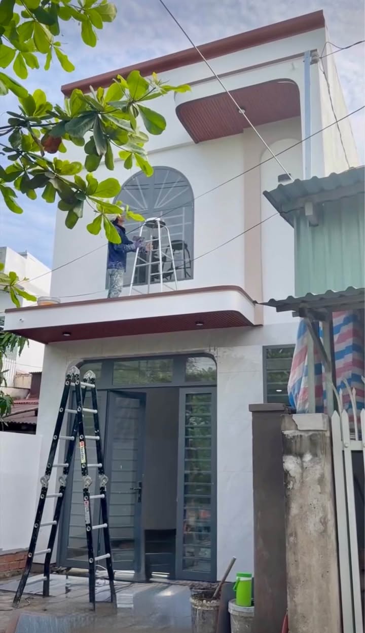 Nhà Long Xuyên 68m2 2 tỷ - Chính chủ bán, sẵn sàng ở ngay