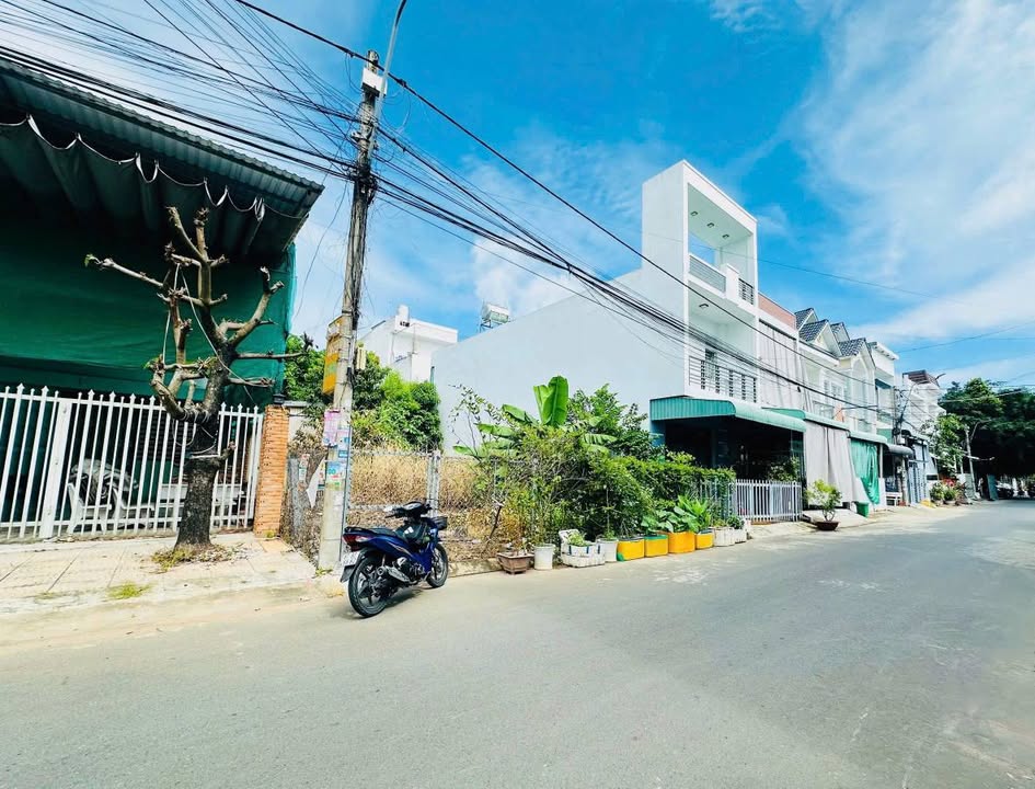 Đất nền Hàm Nghi Long Xuyên 85m² 1 tỷ - Giá tốt