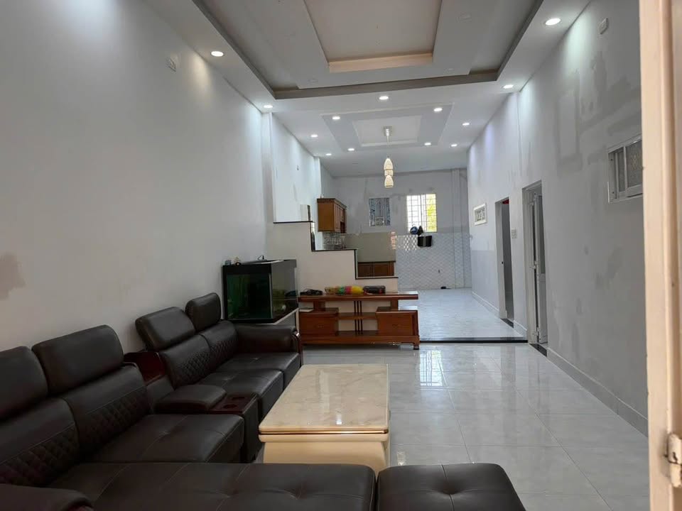 Nhà mặt tiền Phước Đồng 128m² 7 triệu - Mặt tiền kinh doanh