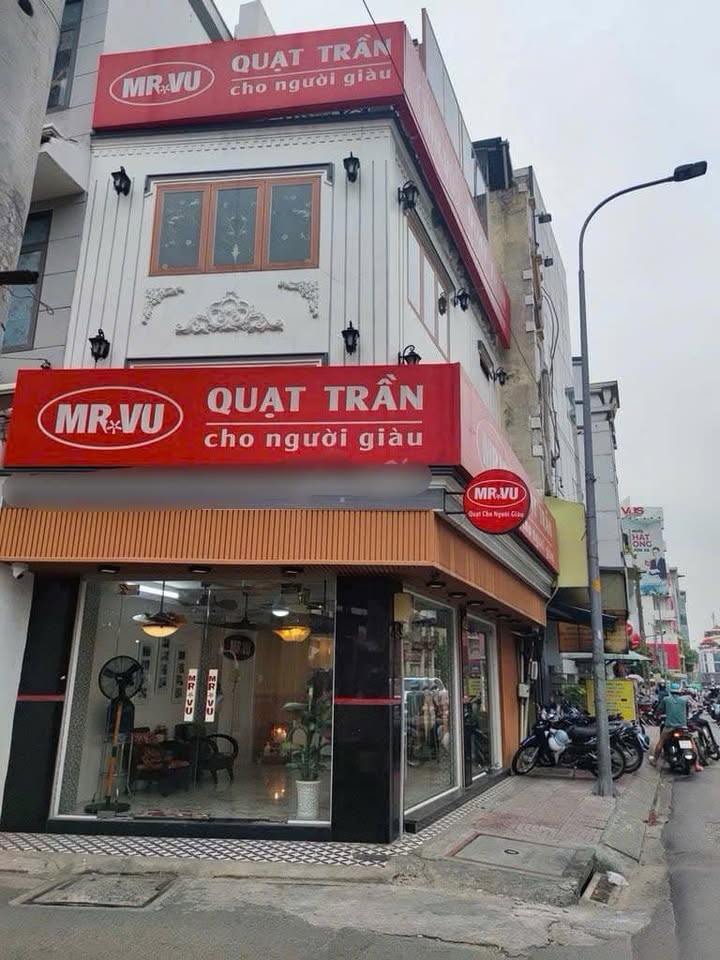 Nhà nguyên căn Út Tịch Tân Bình 40m² 30tr - Mặt tiền kinh doanh