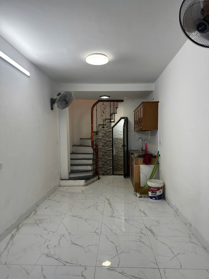 Nhà Định Công, Hà Nội 19m² giá 1.9 tỷ - Sẵn sàng ở ngay