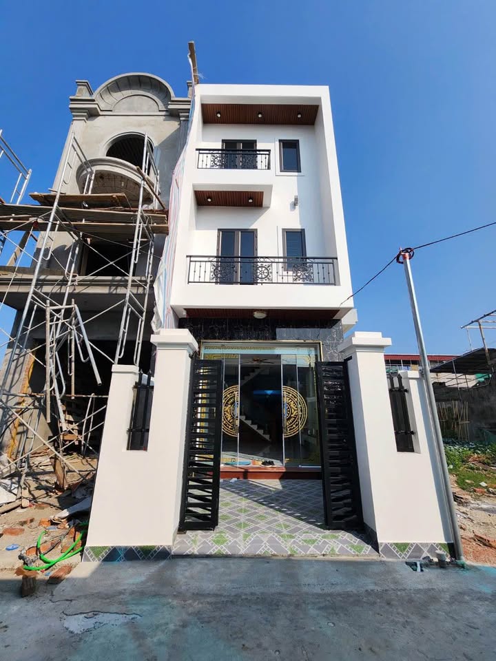 Nhà 3 tầng Kiều Trung 62m² 4.75 tỷ - Chính chủ bán