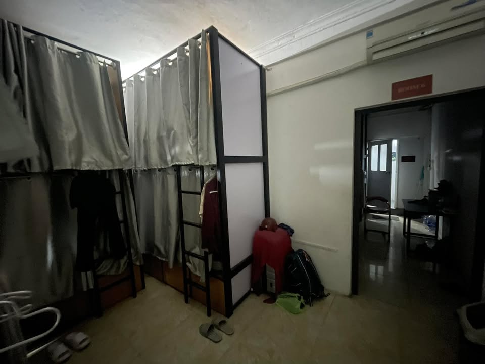 Nhà phố Hàng Lược Hoàn Kiếm 200m² 30 triệu - KD gấp