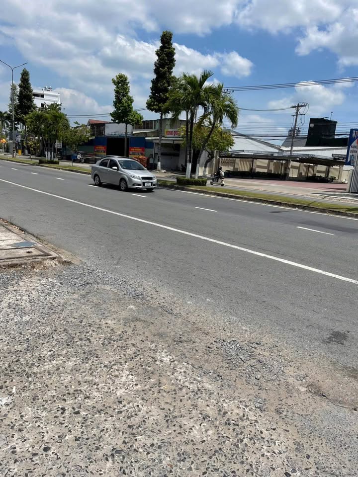 Đất nền Bình Phú Bến Tre 117m² 890 triệu - Sổ đỏ chính chủ