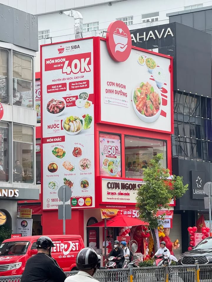 Nhà phố cho thuê Nguyễn Văn Trỗi 102m² - Mặt tiền kinh doanh