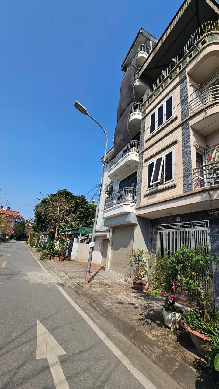 Nhà Thượng Thanh Long Biên 40m² hơn 13 tỷ - Chính chủ bán