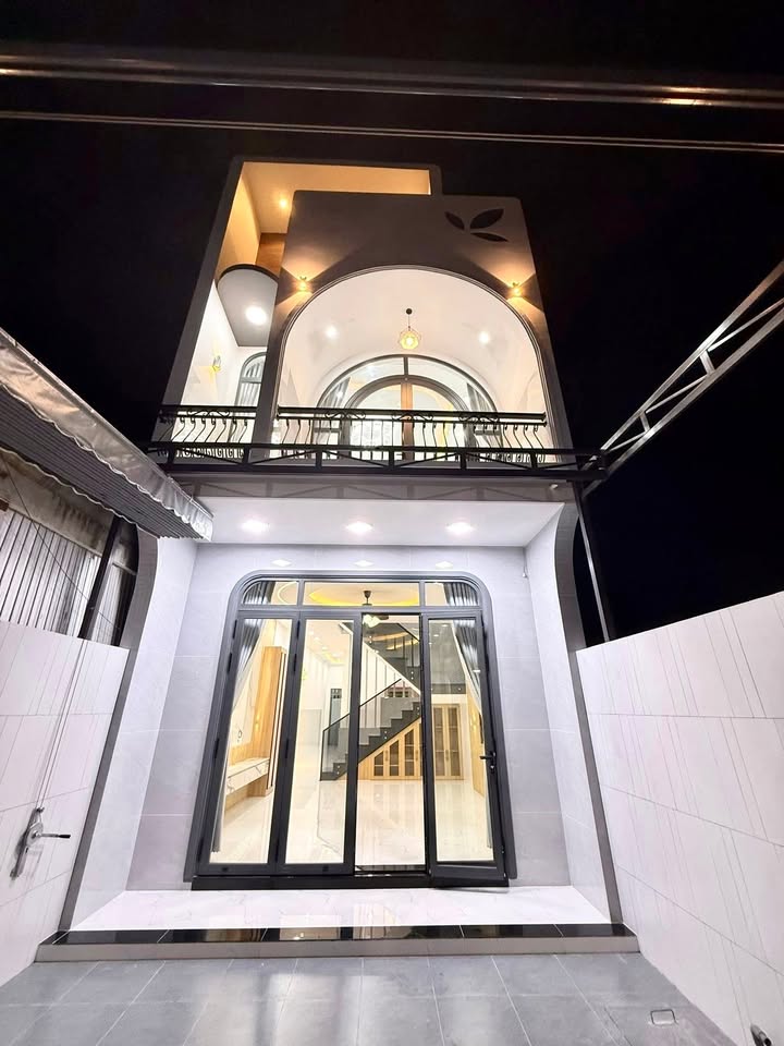 Nhà lầu Ninh Thạnh Tây Ninh 135m² 2.65 tỷ - Vị trí đẹp