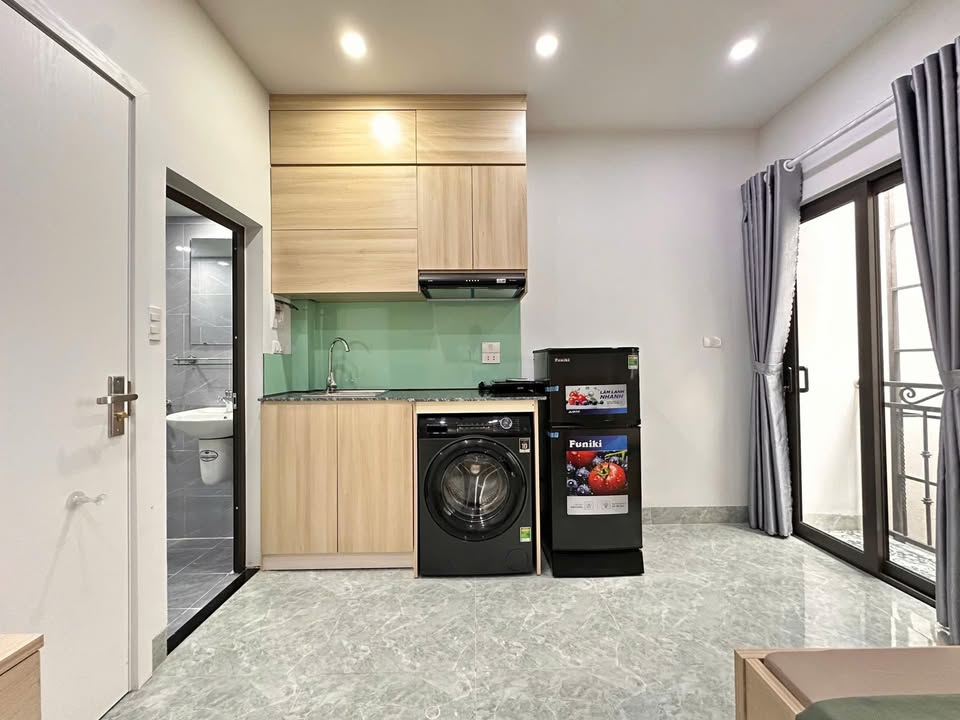 Nhà cho thuê 38 Khúc Thừa Dụ 6 triệu - Full nội thất