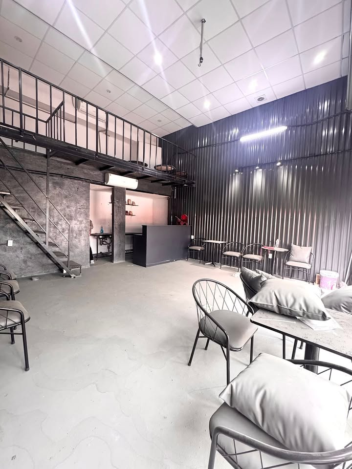 Quán cafe mặt phố Kim Giang 50m2 - Mặt tiền kinh doanh