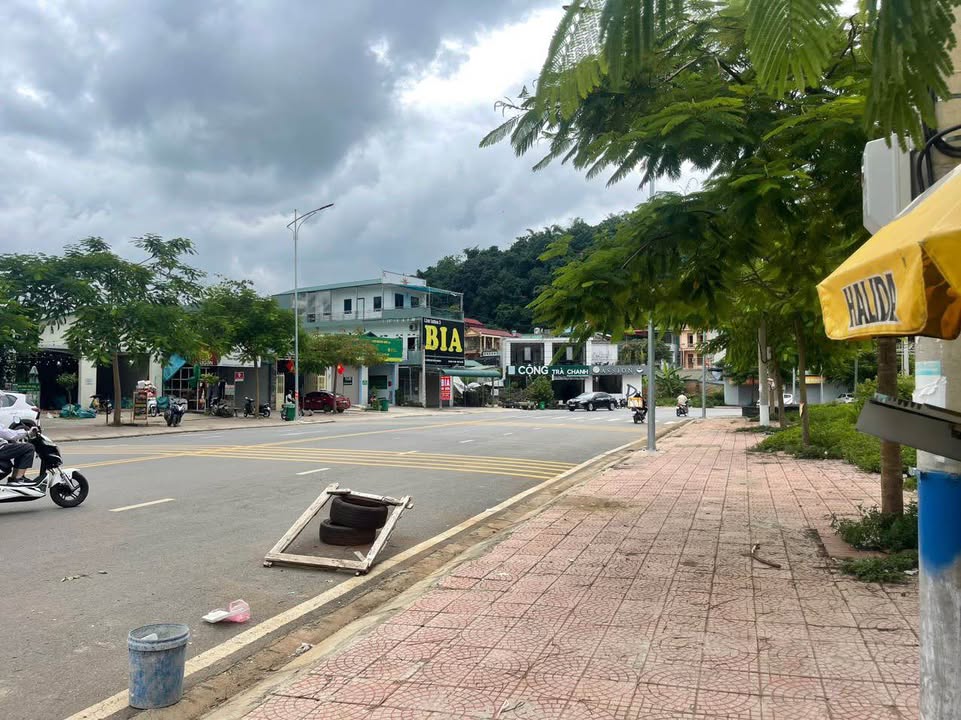 Đất nền Chu Văn An Sơn La 90m² 2 tỷ - Sổ đỏ chính chủ