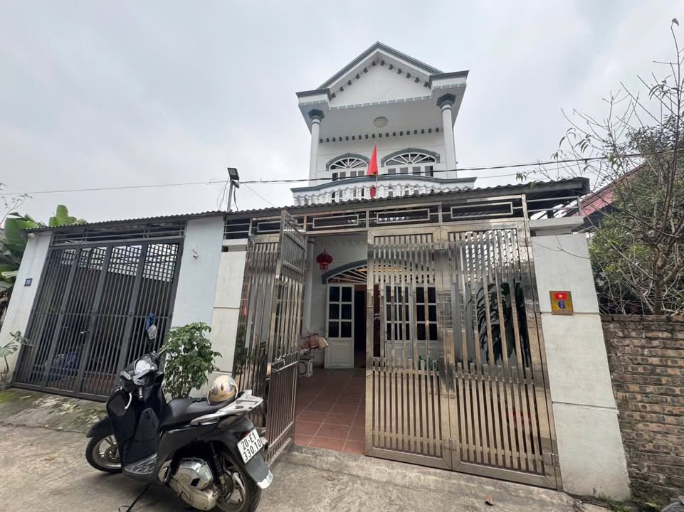 Nhà 2 tầng QL3 Bắc Kạn 130m² 3.05 tỷ - Ô tô vào tận nhà