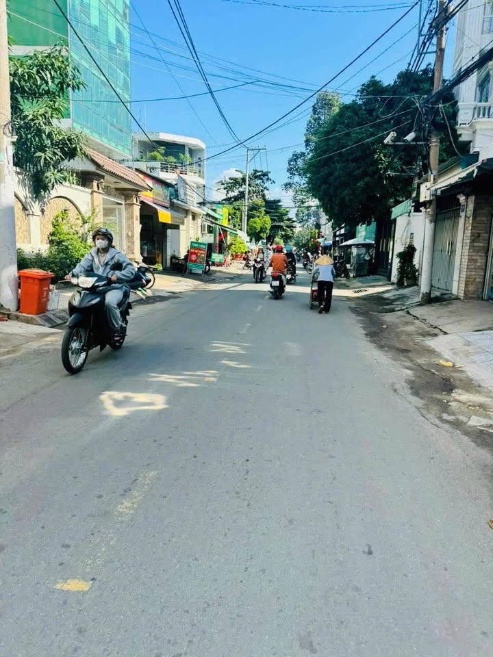 Shophouse Nguyễn Tuyển Thu Duc 250m² 33 tỷ - Mặt tiền kinh doanh