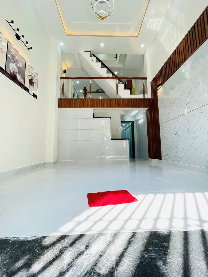 Nhà Hiệp Bình Phước 40m² 4.75 tỷ - Ô tô vào tận nhà