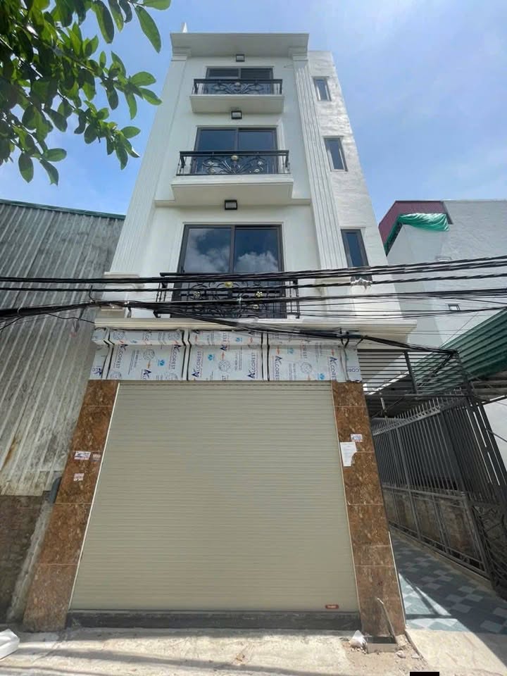 Nhà Đông La 39m² giá 5,4 tỷ – Chính chủ ô tô vào tận nơi