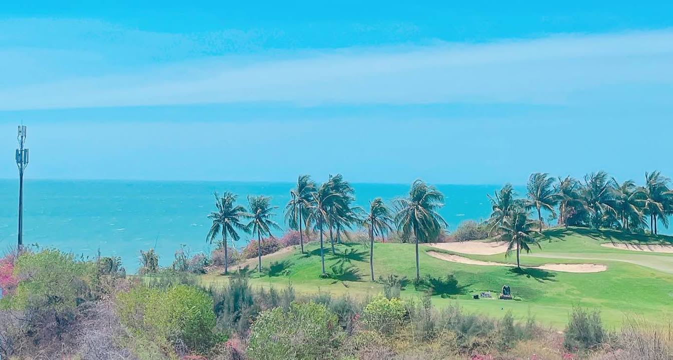 Nhà mặt Huỳnh Thúc Kháng Phan Thiết 220m² 10 tỷ - Ô tô vào tận nhà