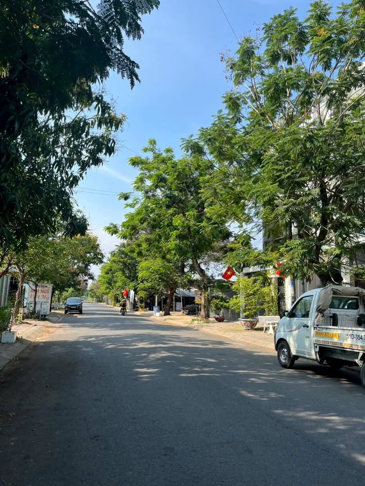 Đất nền Sadeco Phước Kiển 150m² 16.5 tỷ - Sổ đỏ chính chủ