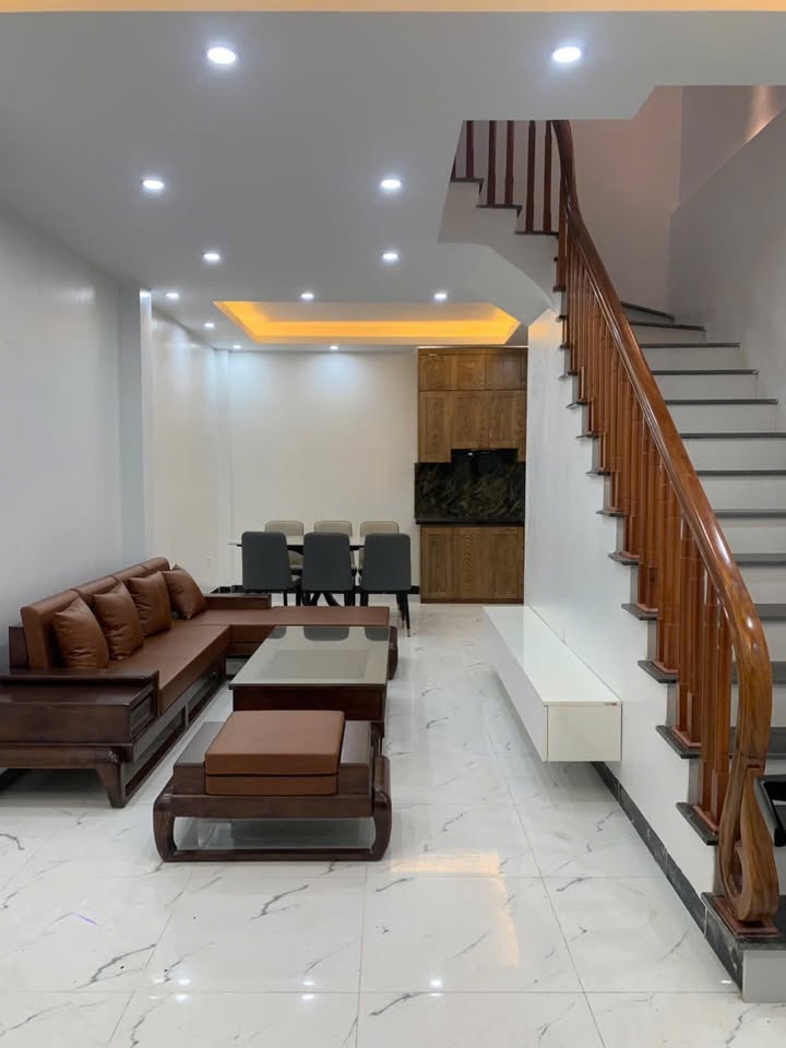 Nhà Đường Đa Sĩ Kiến Hưng Hà Đông 40m² 7 tỷ - Ô tô vào nhà