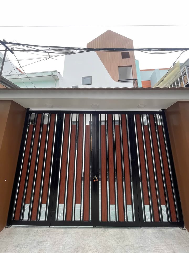 Nhà Lương Định Của Nha Trang 73m² 3.75 tỷ - Giá tốt hiếm