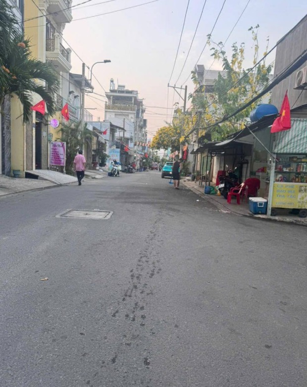 Đất Quốc Lộ 13 Thủ Đức 136m2 6.7 tỷ - Sổ đỏ chính chủ