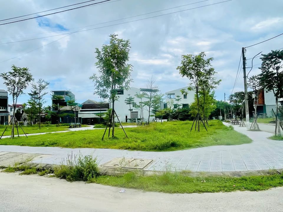 Đất Vịnh Mộc Lăng Cô 124m² 2,852 tỷ - Tiềm năng tăng giá