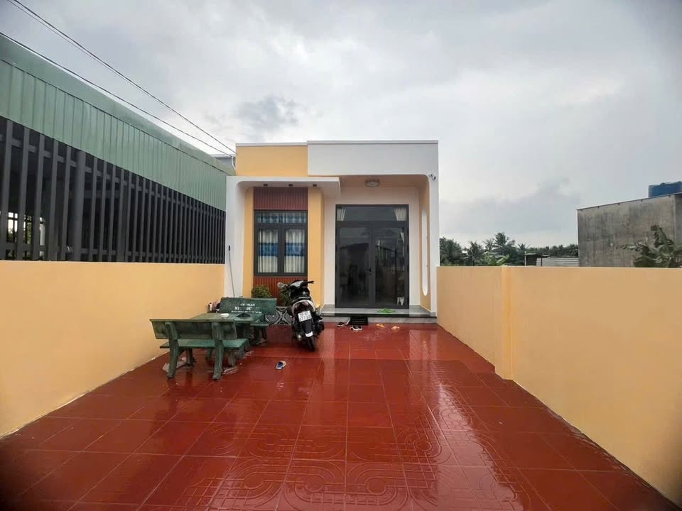 Nhà cấp 4 Thị trấn Hóc Môn 125m2 1,5 tỷ - Ô tô vào tận nhà