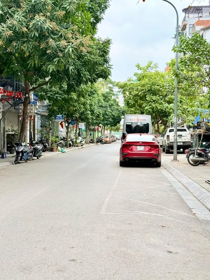 Nhà phố Dương Khuê Cầu Giấy 48m² 25.x tỷ - Vị trí đắc địa