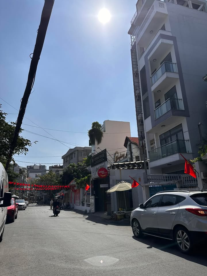 Nhà phố Nguyễn Công Hoan 90m² 22.9 tỷ - Mặt tiền kinh doanh