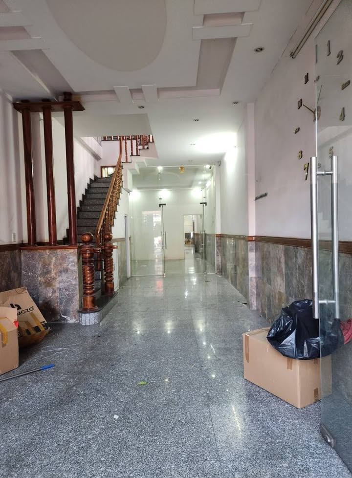 Nhà 1 trệt 2 lầu Nguyễn Ái Quốc Biên Hòa 500m² - Vị trí đẹp