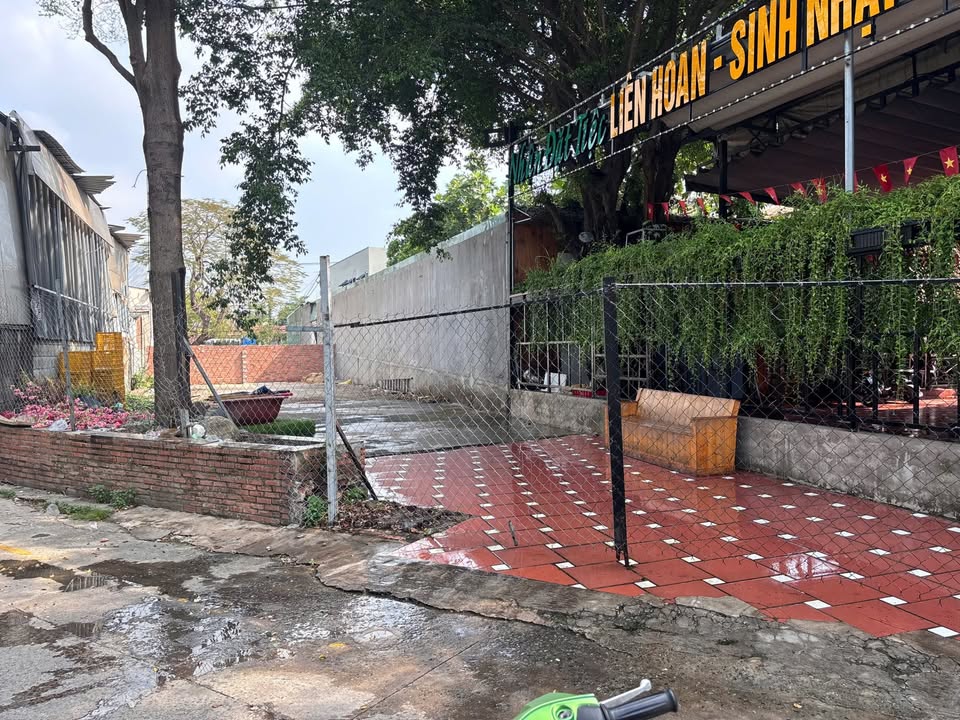 Nhà mặt tiền Song Hành Hóc Môn 214m2 - Mặt tiền kinh doanh