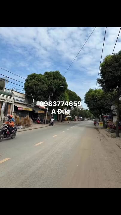 Nhà mặt tiền Bà Triệu Hóc Môn 68m² 5.5 tỷ - Mặt tiền kinh doanh