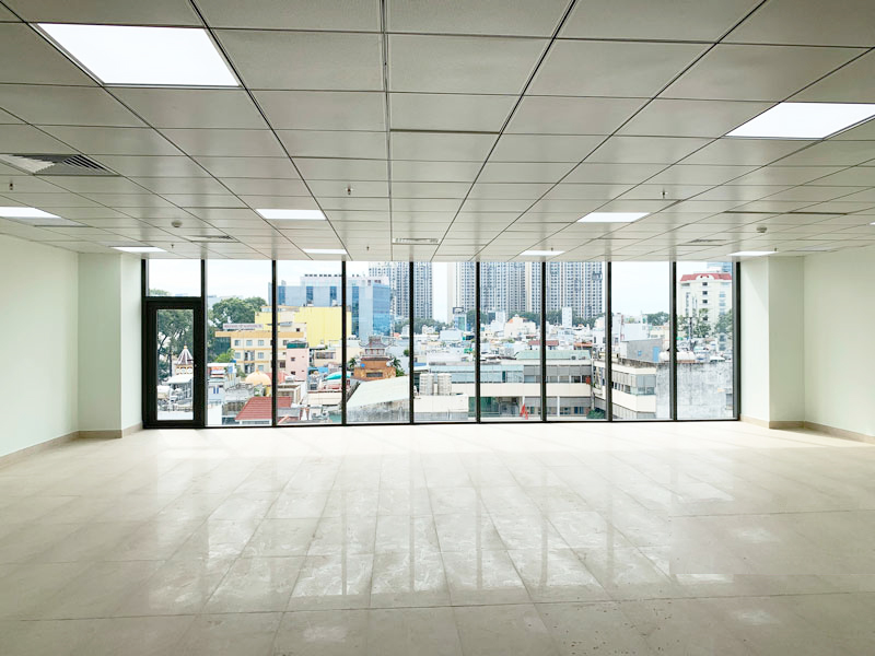 Văn phòng Nguyễn Du Cầu Giấy 135m² 31 triệu - View thoáng