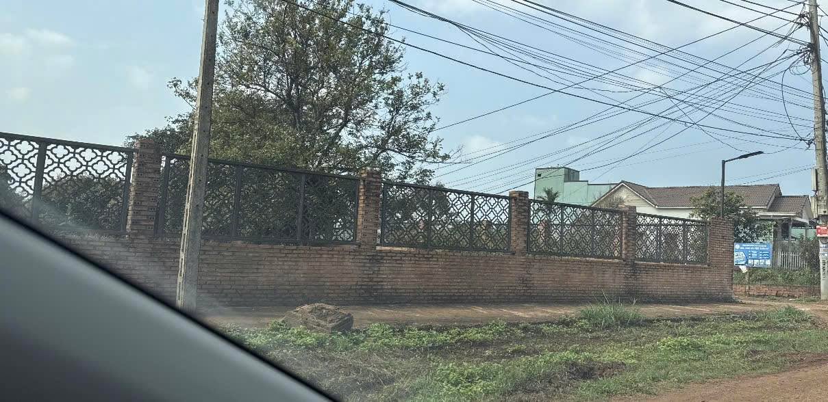 Đất nền Hoàng Quốc Việt Buôn Hồ 500m² 135 tỷ - Đường ô tô lớn