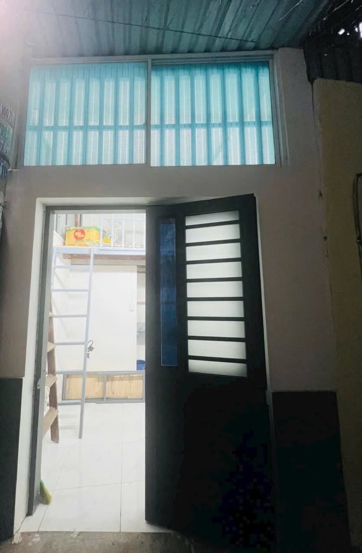 Phòng trọ Quốc lộ 1A 10m² 2 triệu - Giờ giấc tự do