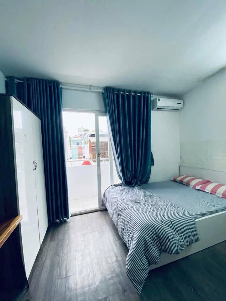 Nhà CHDV Hồ Văn Huê Phú Nhuận 80m² giá 190 triệu - Sẵn sàng ở ngay