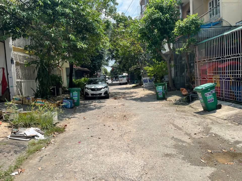 Nhà cho thuê Bà Điểm 80m² 12 triệu - Ô tô vào tận nhà