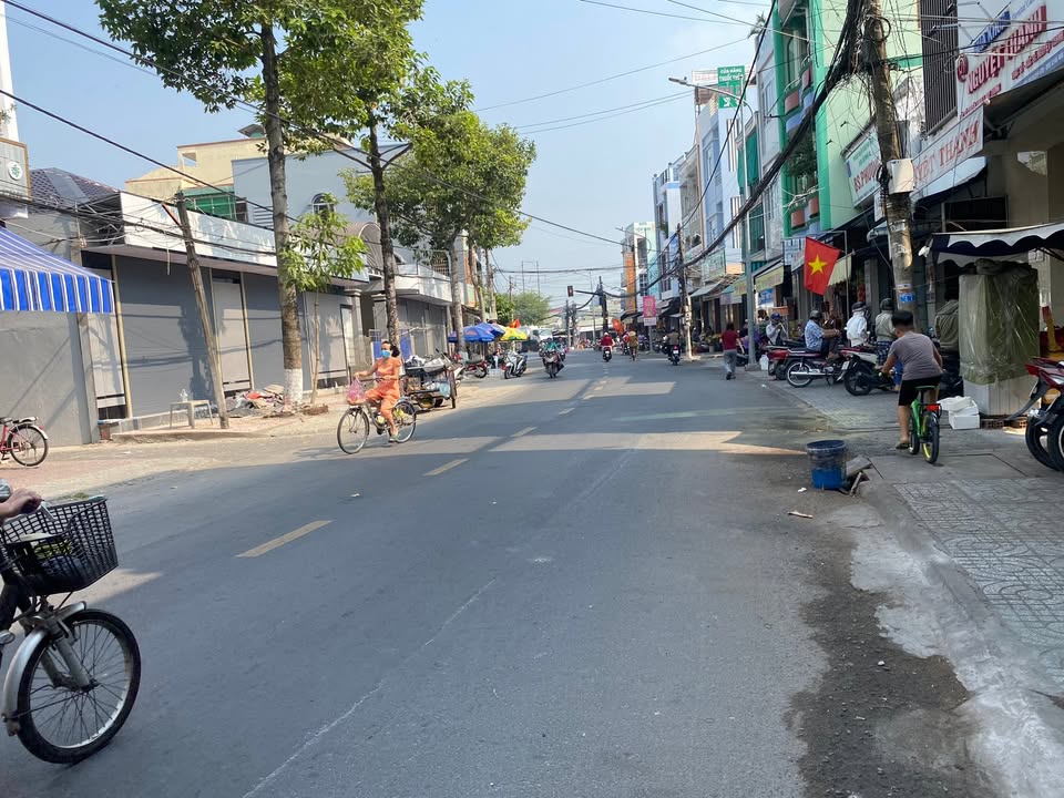 Nhà mặt tiền Nguyễn Huỳnh Đức Mỹ Tho 264m2 - Mat tien kinh doanh