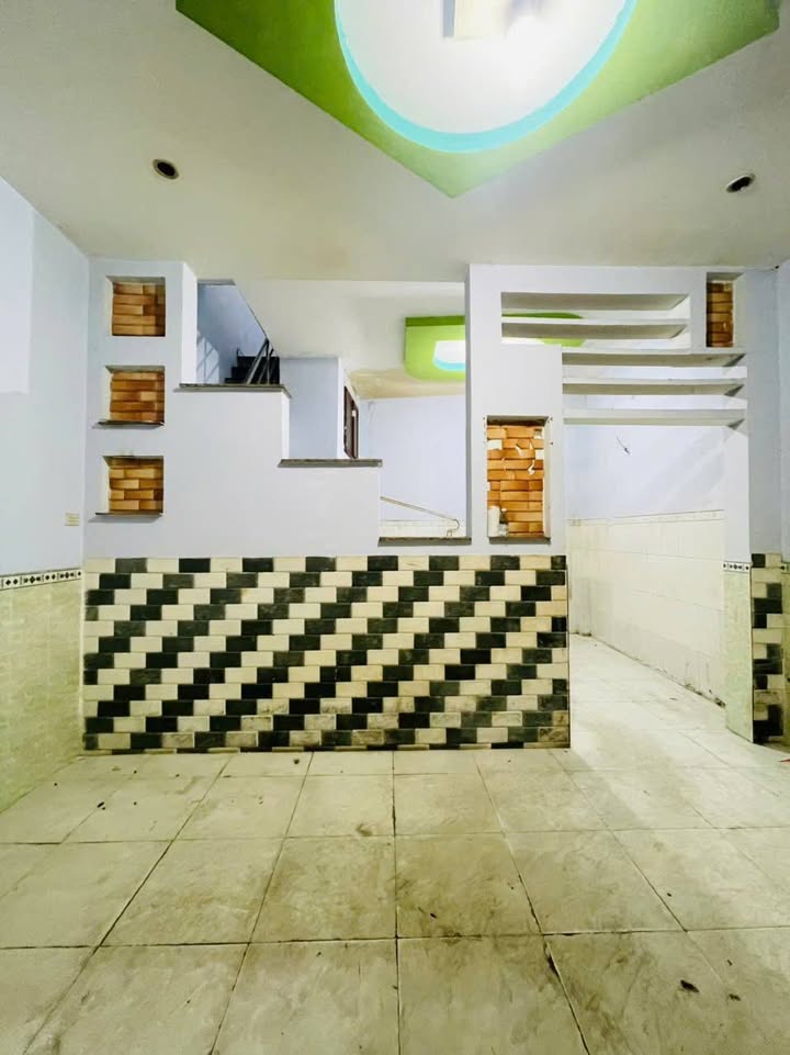 Nhà nguyên căn Q8 Tạ Quang Bửu 40m² 8 triệu - Sẵn sàng ở