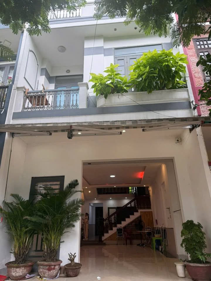 Nhà nguyên căn Hoài Thanh Ngũ Hành Sơn 3PN 18 triệu - Chính chủ