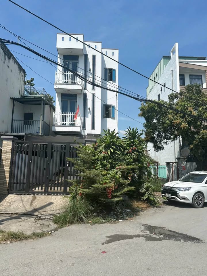 Nhà mặt tiền Vườn Lài Q.12 86m2 6.5 tỷ - Ô tô vào nhà