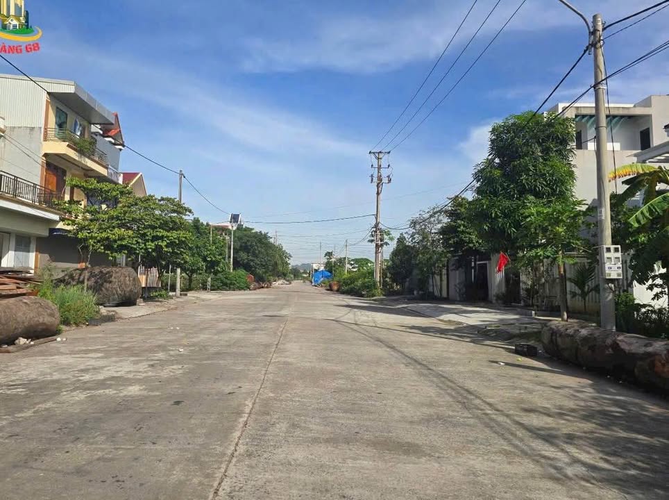 Đất nền Ninh Bình, Ngõ 288 Lý Nhân Tông 100m² - Đường to ô tô