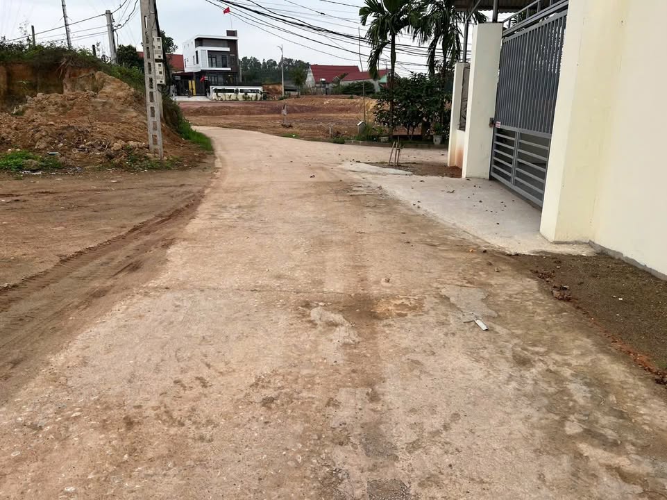 Đất Phổ Yên Hồng Tiến 400m² 4.4 tỷ - Sổ đỏ chính chủ