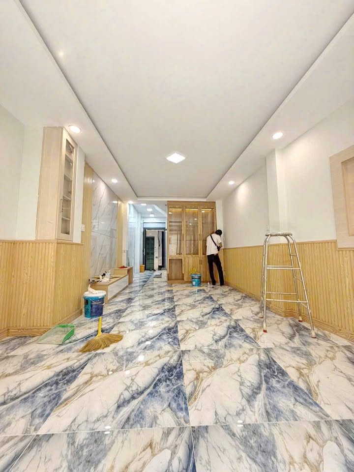 Nhà Quận 8 Dương Bá Trạc 50m² giá 5 tỷ - Ô tô vào nhà