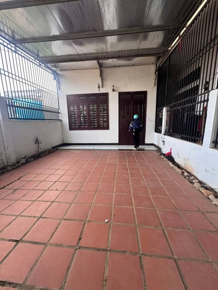 Nhà nguyên căn B1 Phạm Ngũ Lão Ea Kar 130m² giá 5 triệu - Sẵn sàng ở ngay