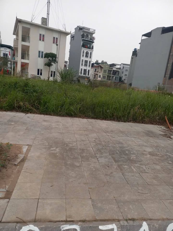 Đất nền Long Biên 64m² 16 tỷ - Sổ đỏ chính chủ