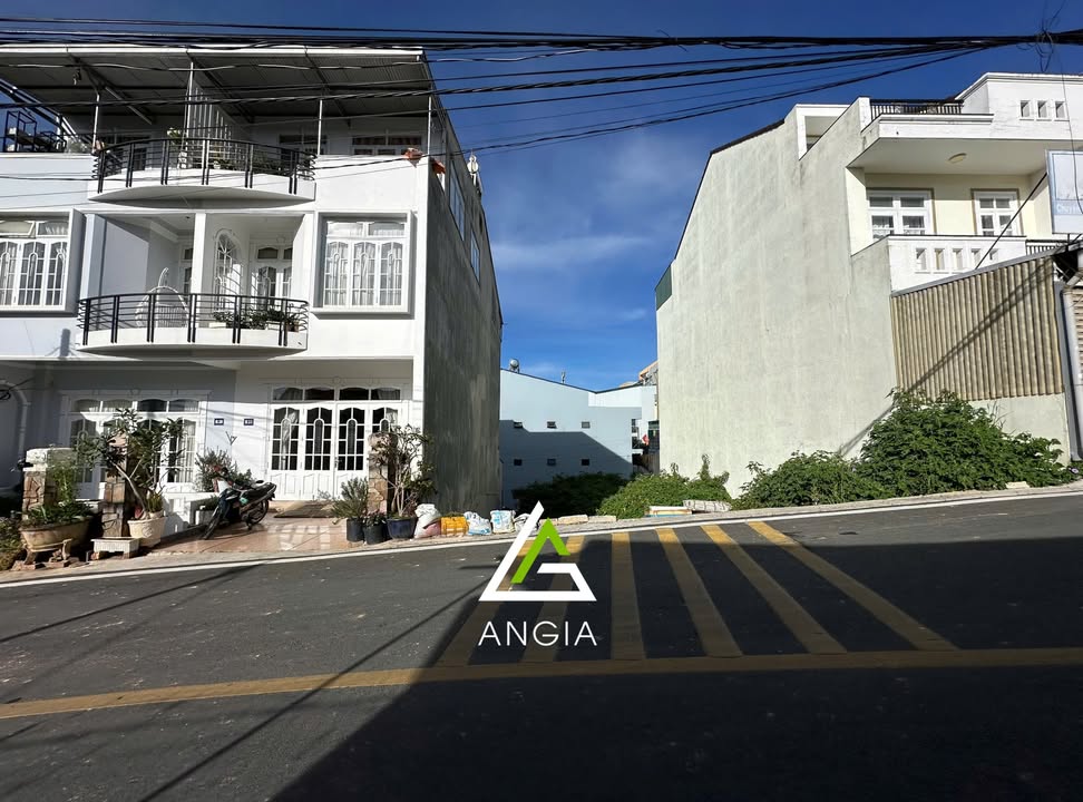 Đất nền Ngô Quyền Đà Lạt 102m² 8.2 tỷ - Sổ đỏ chính chủ